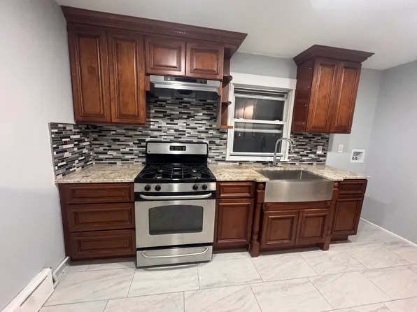 (undisclosed Address), Yonkers, NY 10701