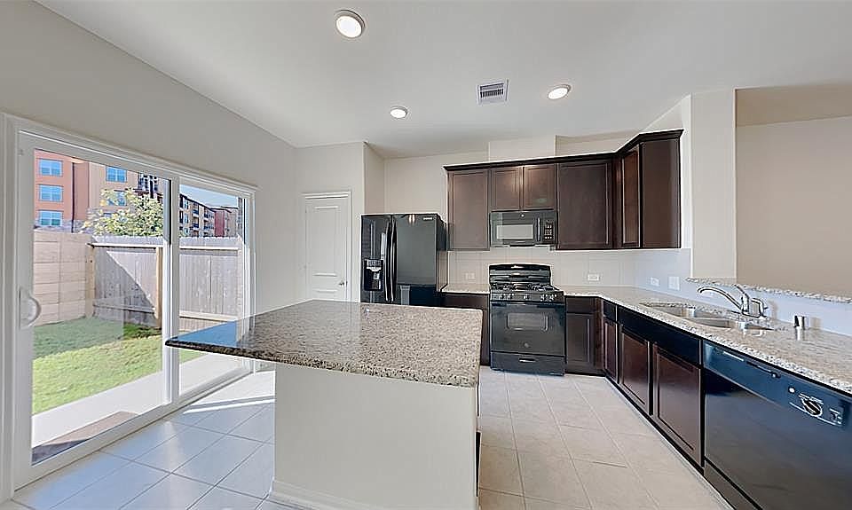 2nd image of 3343 Harmony View Ln