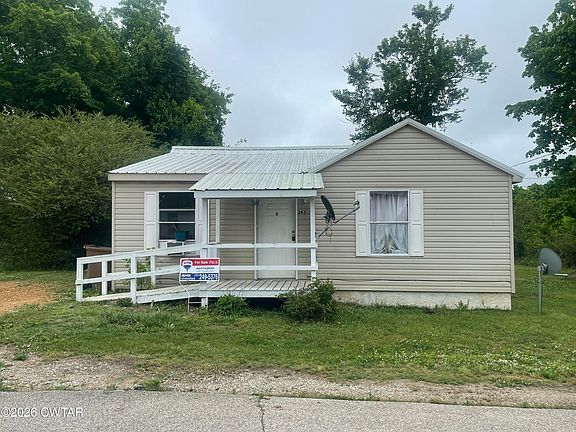 2nd image of 263 Reeves St