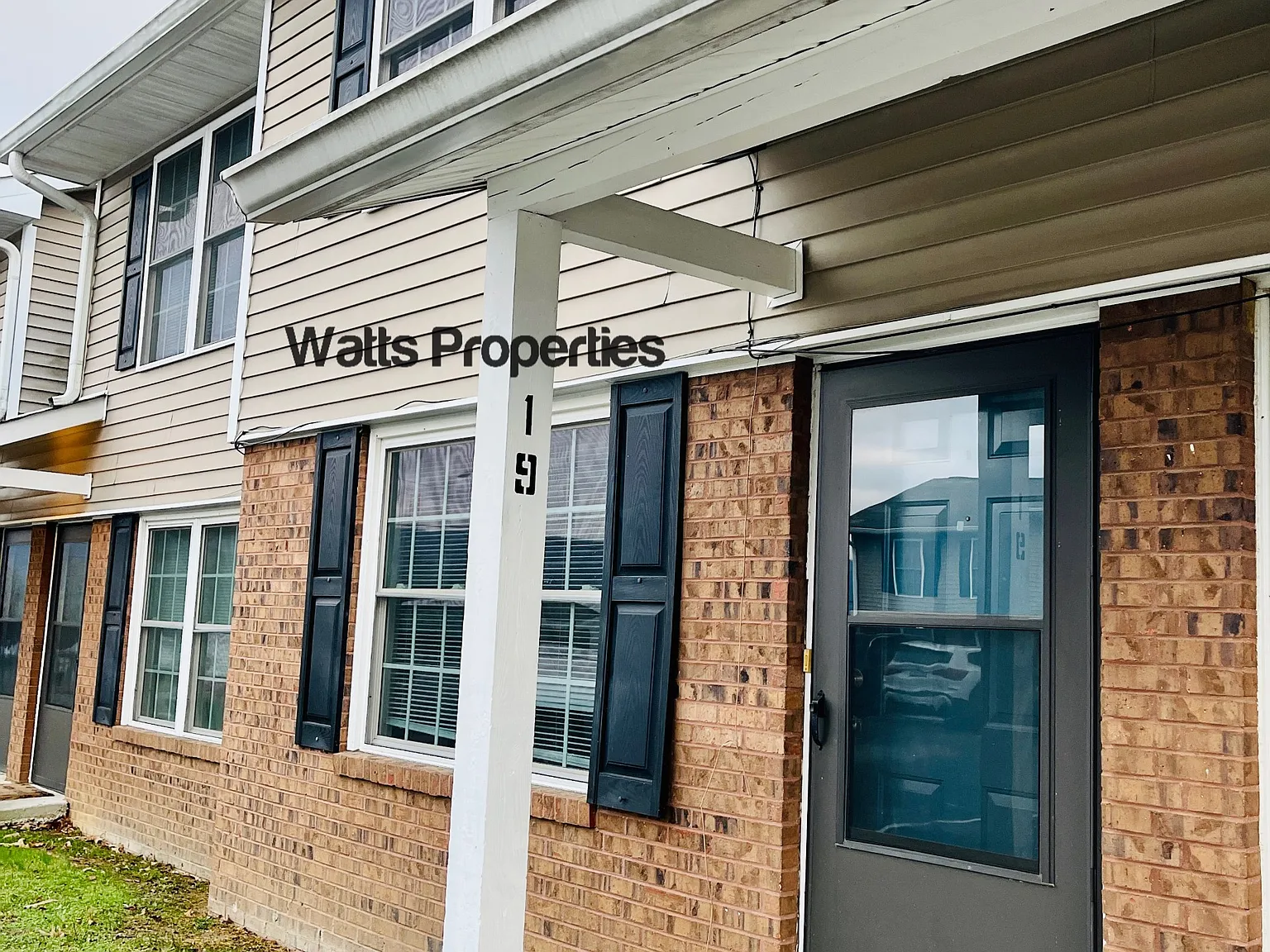 2 bed, $950 — Photo 2