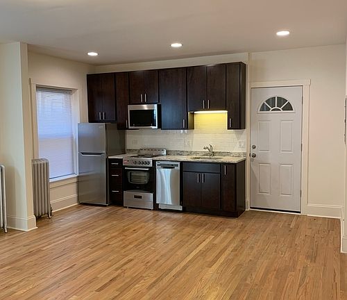 5th image of 4845 N Kimball Ave #3M
