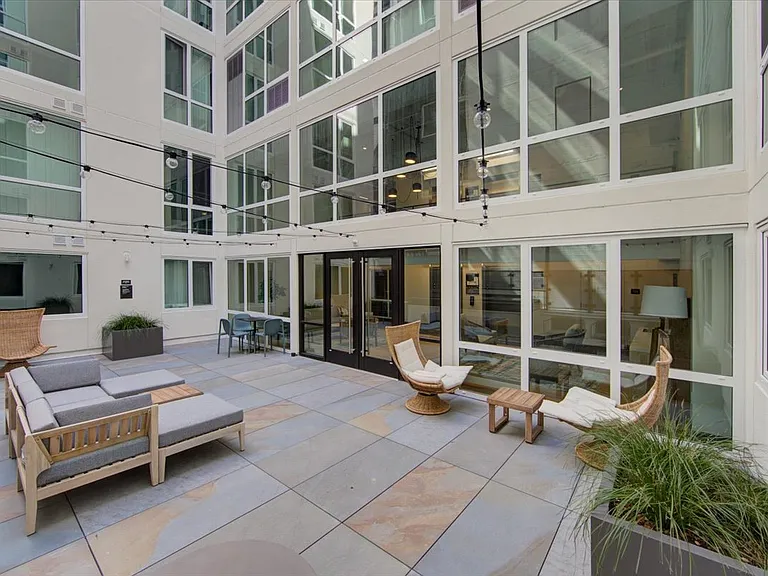 TL Residences — Photo 42