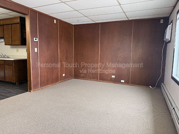 3rd image of 911 Western Rd APT 10