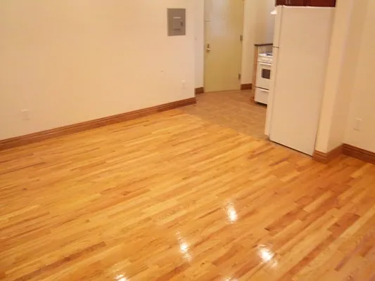 Rented by Maximus Realty Group | media 12