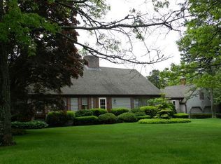 70 Oak Hill Rd, Hyannis, MA 02601