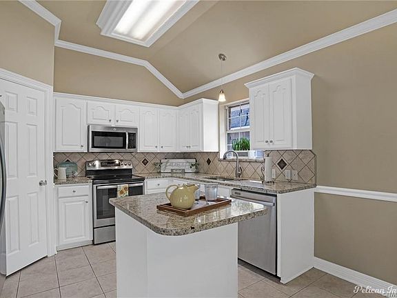 3rd image of 2459 Brookside Dr