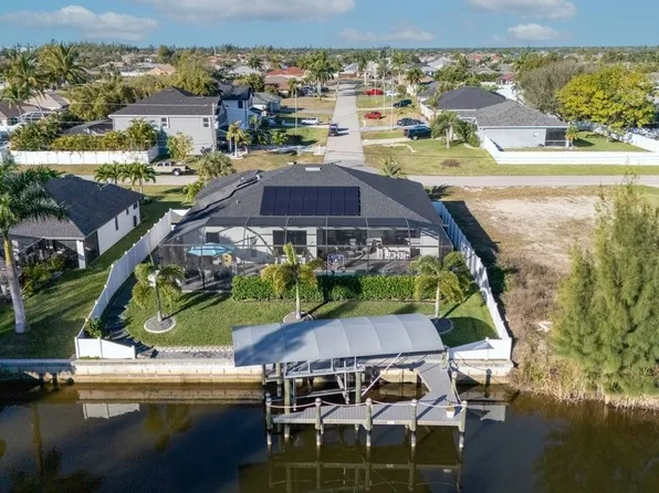 2115 SW 17th Pl, Cape Coral, FL 33991