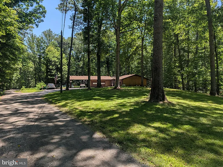 6997 Gilbeth Rd — Photo 3