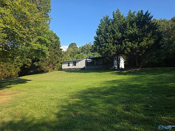 2nd image of 111 Willie Harris Dr