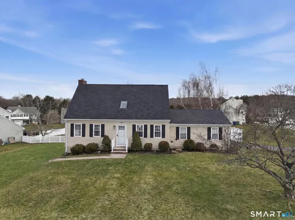 122 Baldwin Drive, Middletown, CT 06457