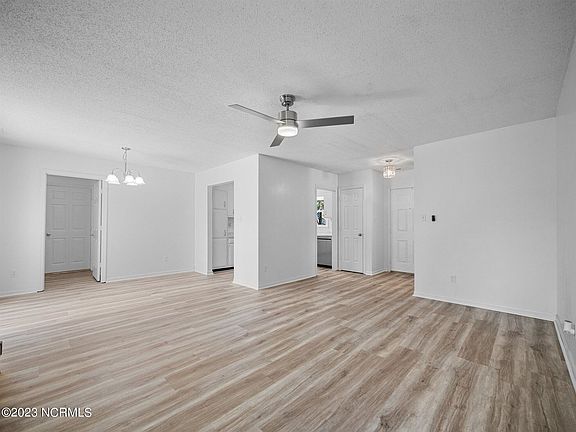 5th image of 906 Gattis Rd