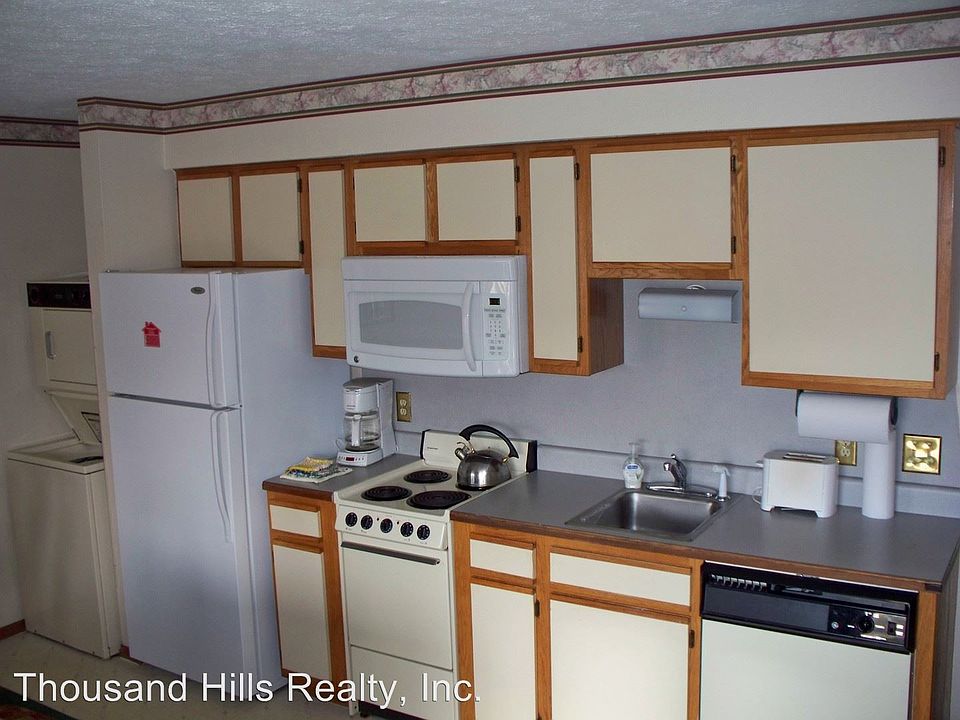 2nd image of 10 Scenic Ct APT 5