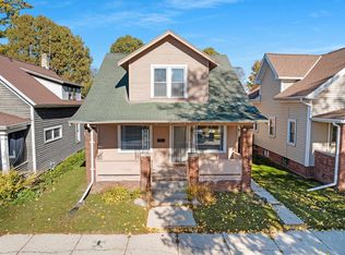1126 Logan Ave, Sheboygan, WI 53083