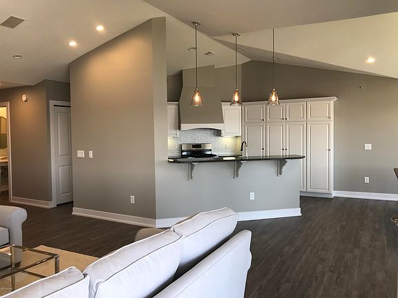 5th image of 316 Singapore Ct