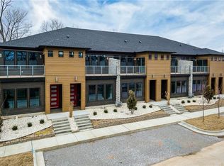 400-402 412 420 422 Sw C St #410, Bentonville, AR 72712