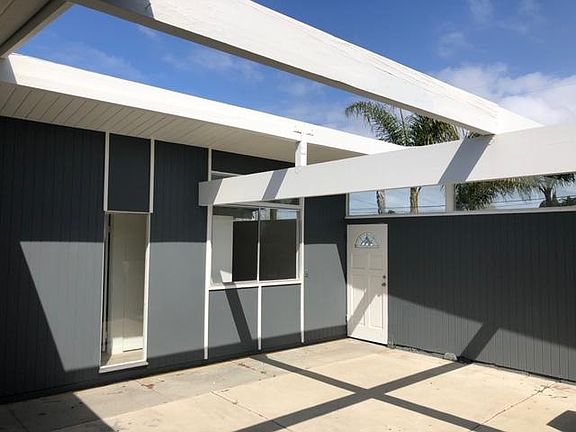 2nd image of 3349 Tropicana Dr