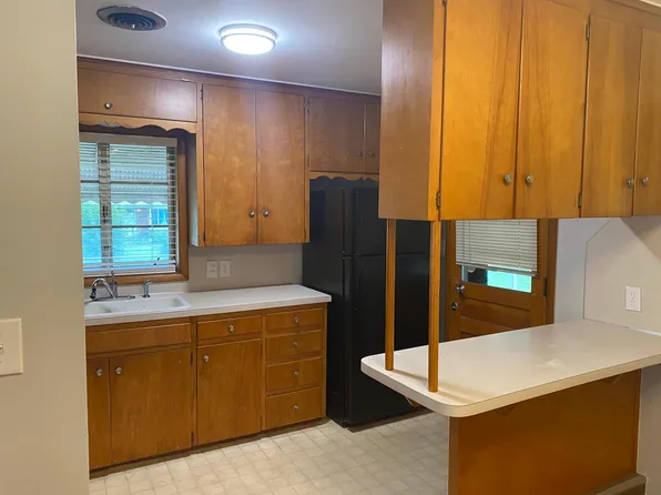 2544 S Yale Ave, Tulsa, OK 74114