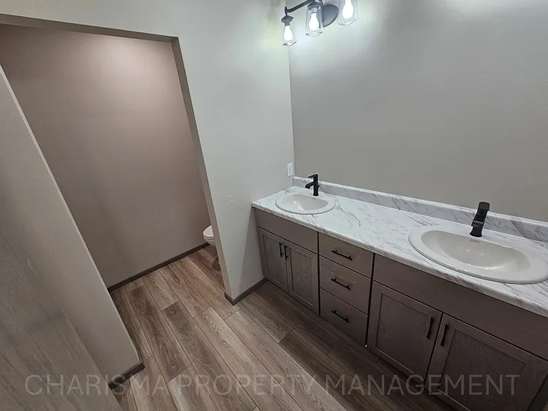 Anthony Wyatt Properties — Photo 49