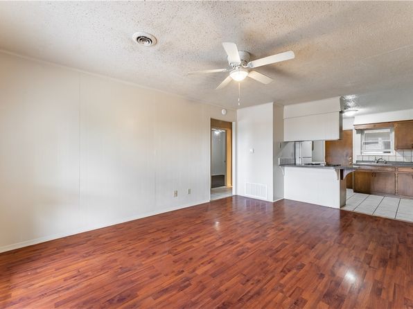 fayetteville-arkansas-442718342 picture