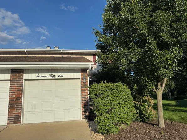 1656 Castbourne Ct, Wheaton, IL 60189