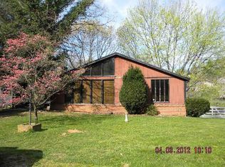 580 White Pine Dr, Christiansburg, VA 24073