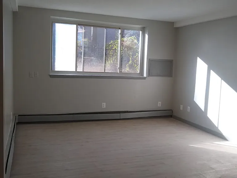 499 D04allen St #D4 — Photo 7