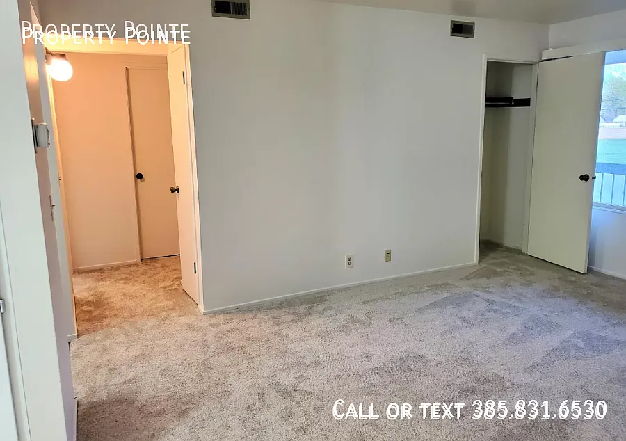 Murray Cove Apartments — Photo 4