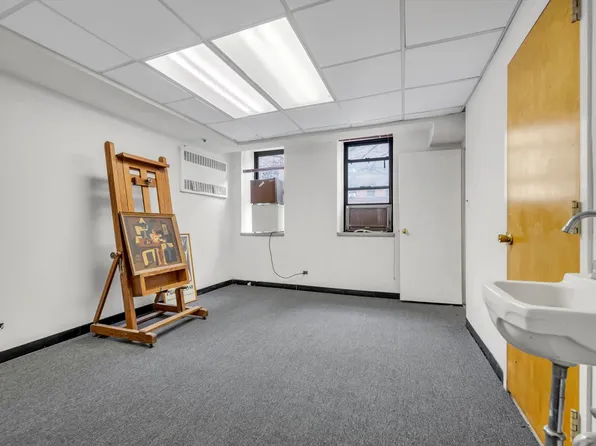 69-40 Yellowston Boulevard image 8 of 15