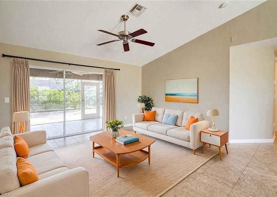 1st image of 1427 NE Juanita PL