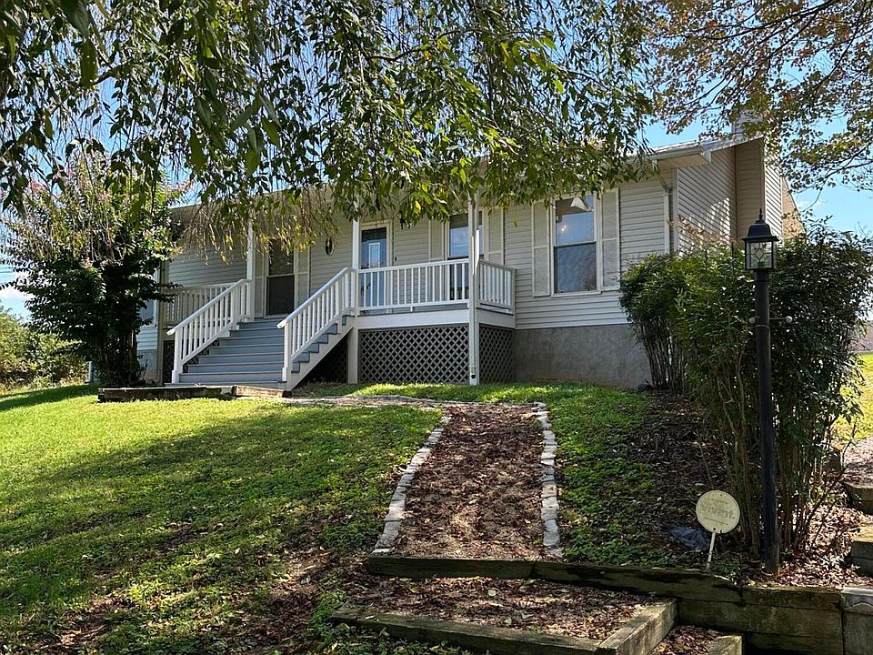 1st image of 120 Lynnwood Dr