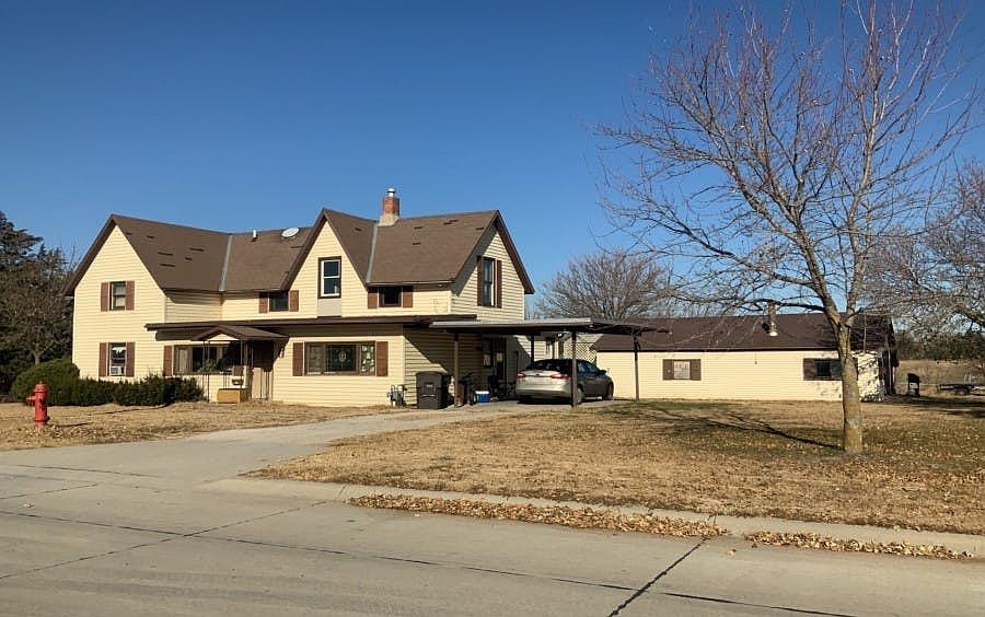 402 W Cass St, Blue Hill, NE 68930 Zillow