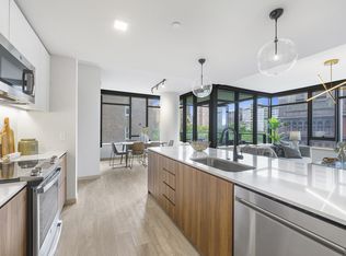 1909 Walnut St #809, Philadelphia, PA 19103