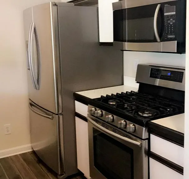 2015 Jasper Ln — Photo 10