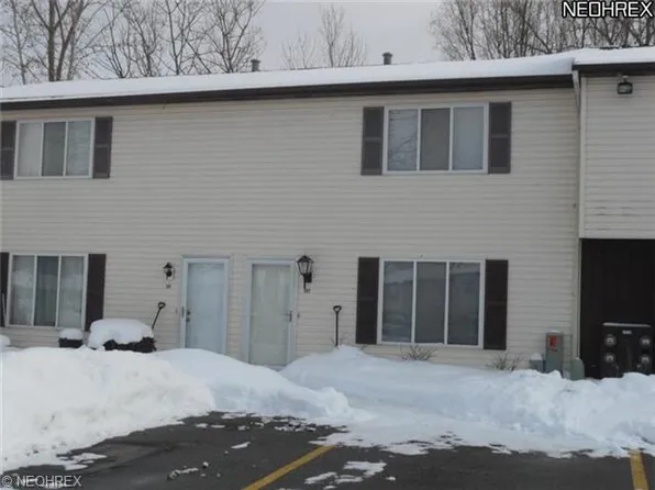 502 Maple Brook Dr Unit 500, Painesville, OH 44077