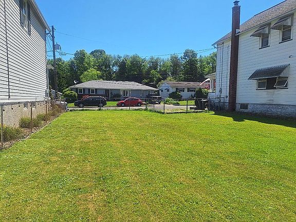 3rd image of 115 Phillip St