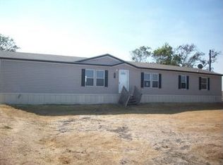 753 Bauer Rd, Port Lavaca, TX 77979
