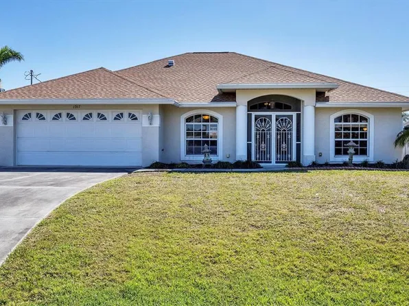 1317 Le Pera Rd, Englewood, FL 34223