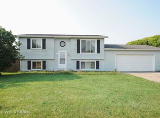 4007 Highland Rd, Zion, IL 60099