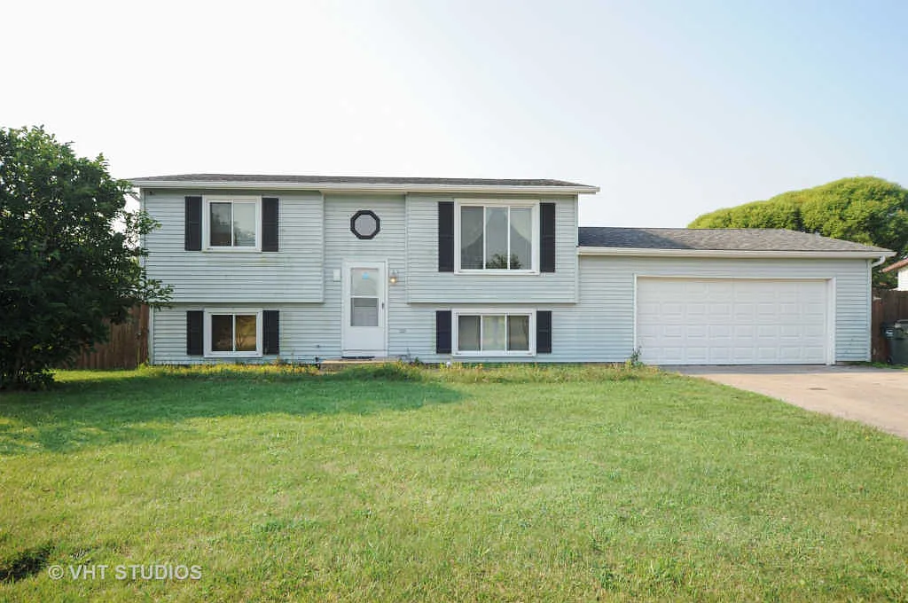 4007 Highland Rd photo 1