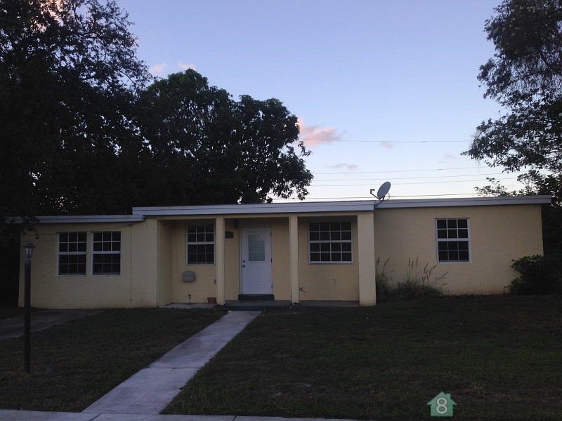 1st image of 1755 NE 48th Ct