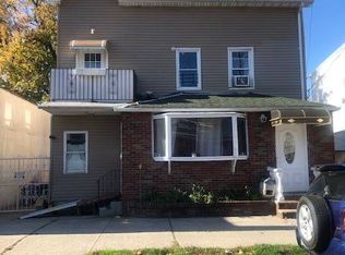 9516 98th St, Ozone Park, NY 11416