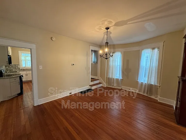 864 Mulberry Ave — Photo 5