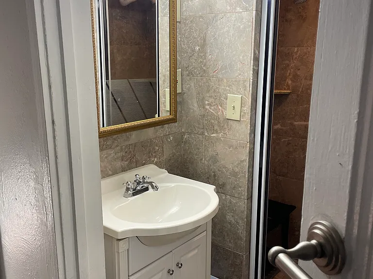 5108 Park Lake Rd #B — Photo 7