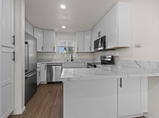 228 Las Flores Dr APT 15, San Marcos, CA 92069