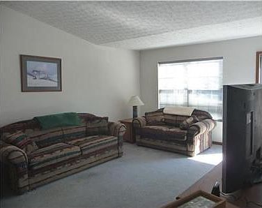 2nd image of 2208 Lockamy Ct
