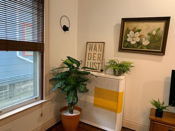 4th image of 205 Norwood Ave #4