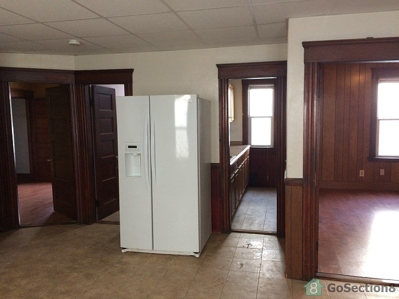2nd image of 19 Scott St #1