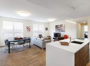 40 Fisher Ave #PENTHOUSE 302, Roxbury Crossing, MA 02120