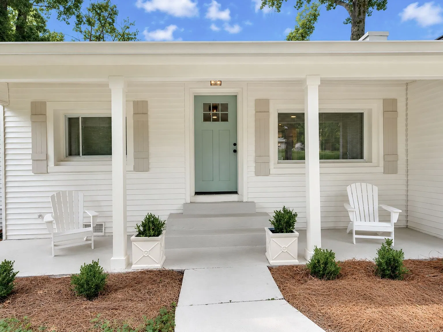 4 bed, 2.0 bath, 1756 sqft, $3,600 — Photo 4