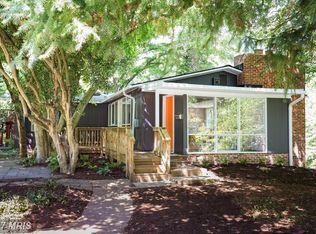 2110 Popkins Ln, Alexandria, VA 22307